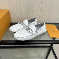 Louis Vuitton Low Shoes